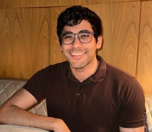 Portrait of Deepanshu Mody